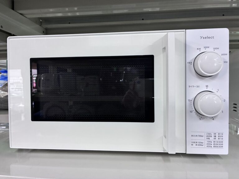 No.15260　電子レンジ　8,250円（汚れあり）